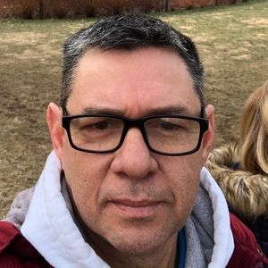 Meet your Posher, Luis